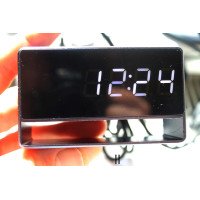 Настольные часы с скрытой камерой